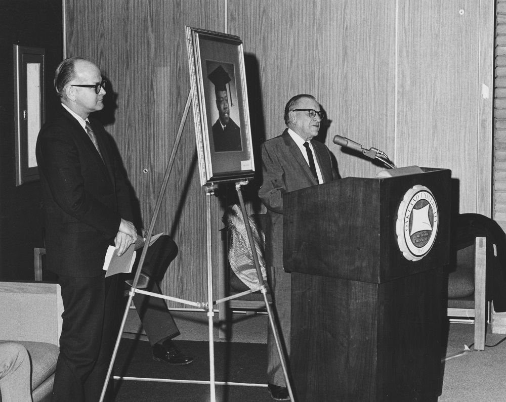 Photograph of Varner at the scholarship ceremony